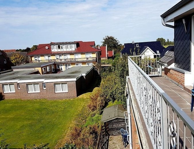 Blick von Haus 1 auf Haus 4 
