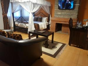 Honeymoon suite