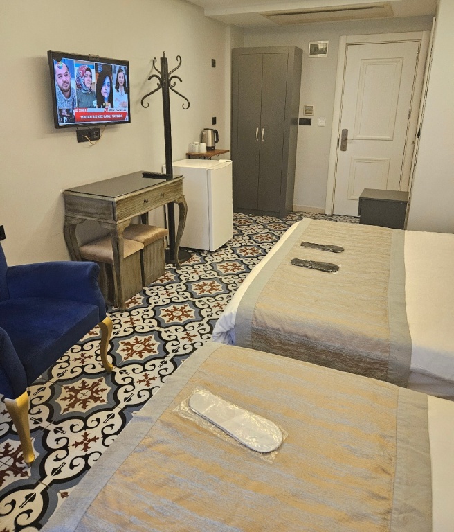 SUPERIOR TRIPLE ROOM