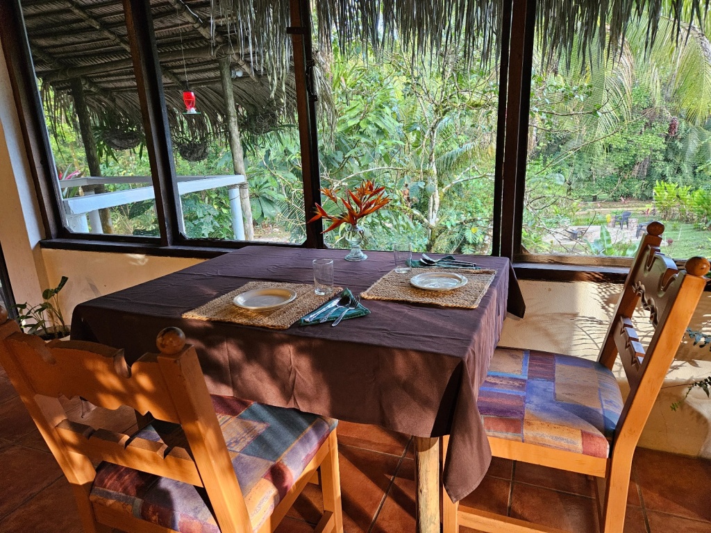 Couple's Table