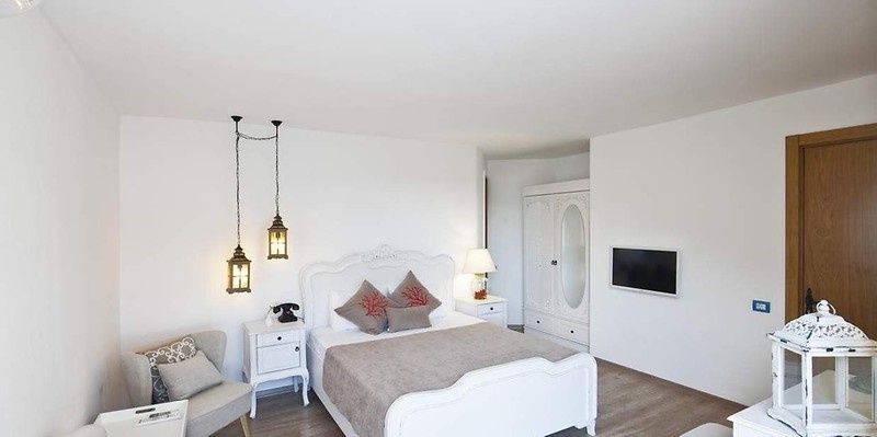 QUEEN SUITE ROOM ( SPA KÜVETLİ VE BAHÇE HAVUZ MANZARALI)