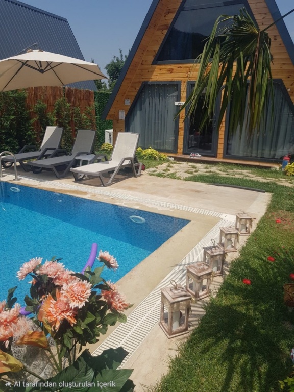 Havuzlu Bungalov
