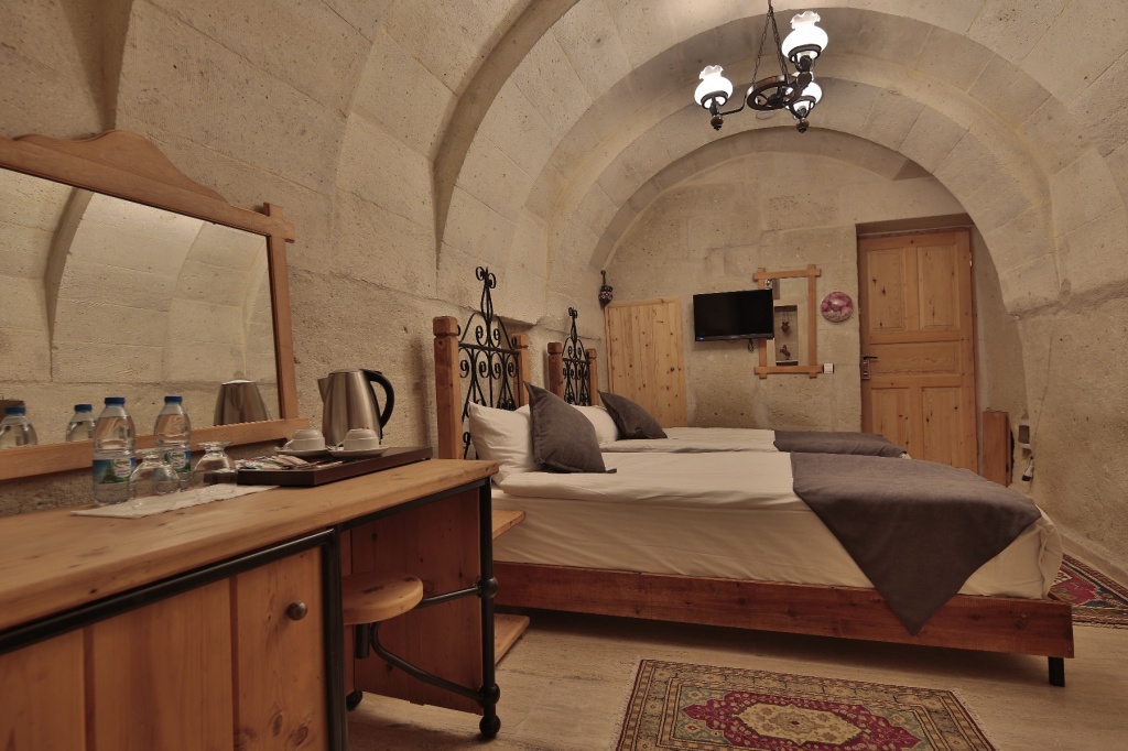 DEKUXE ROOM