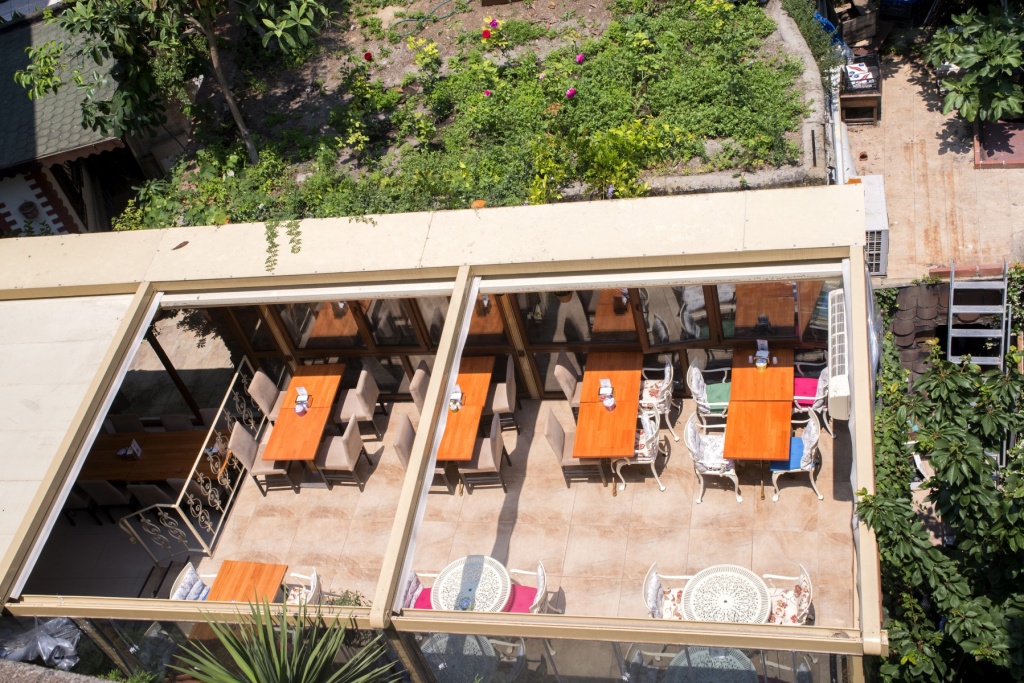 Garden restaurant view