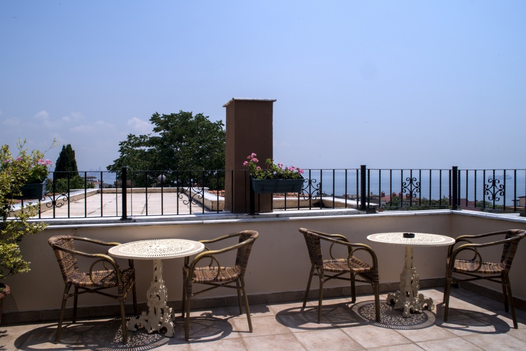 Top Terrace sea View