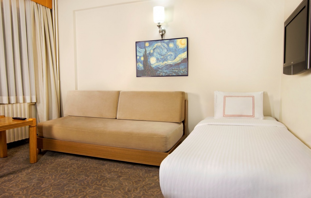 Connecting Family Room
