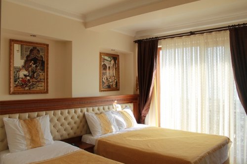 SEAVIEW TRIPLE ROOM