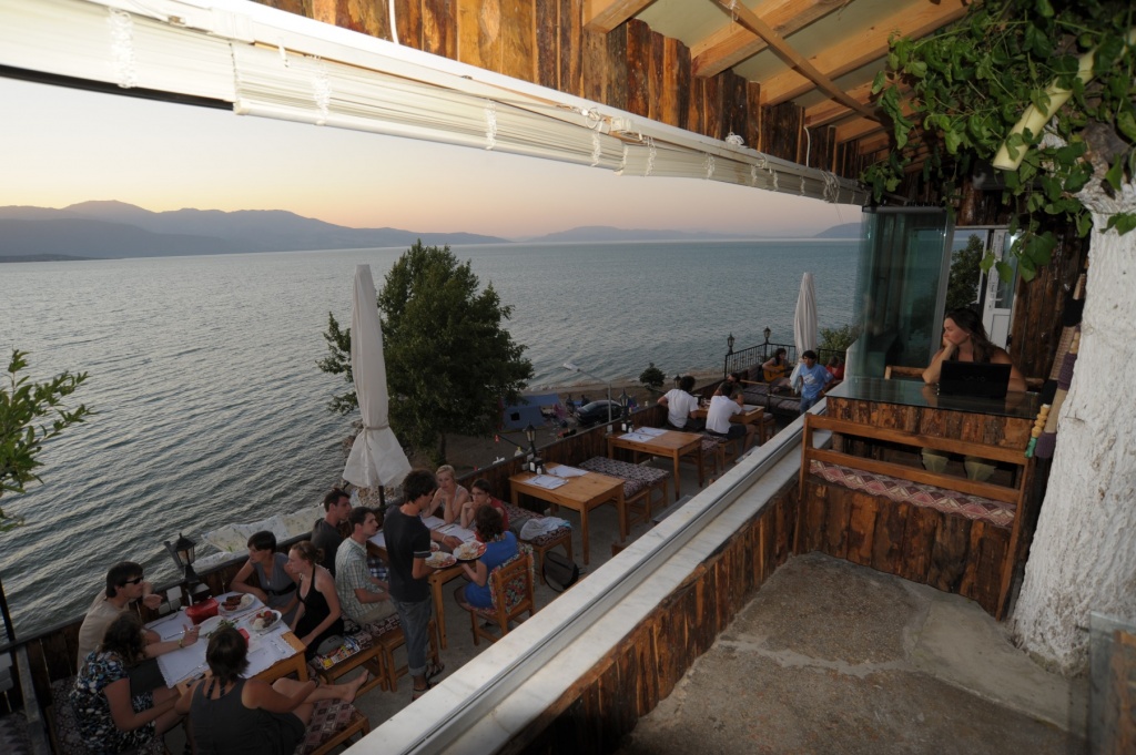 Charlys Pension / LakesideTerrace