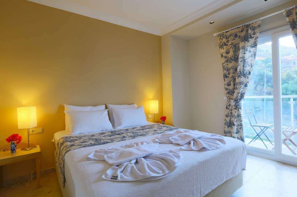 Master Suite bedroom 