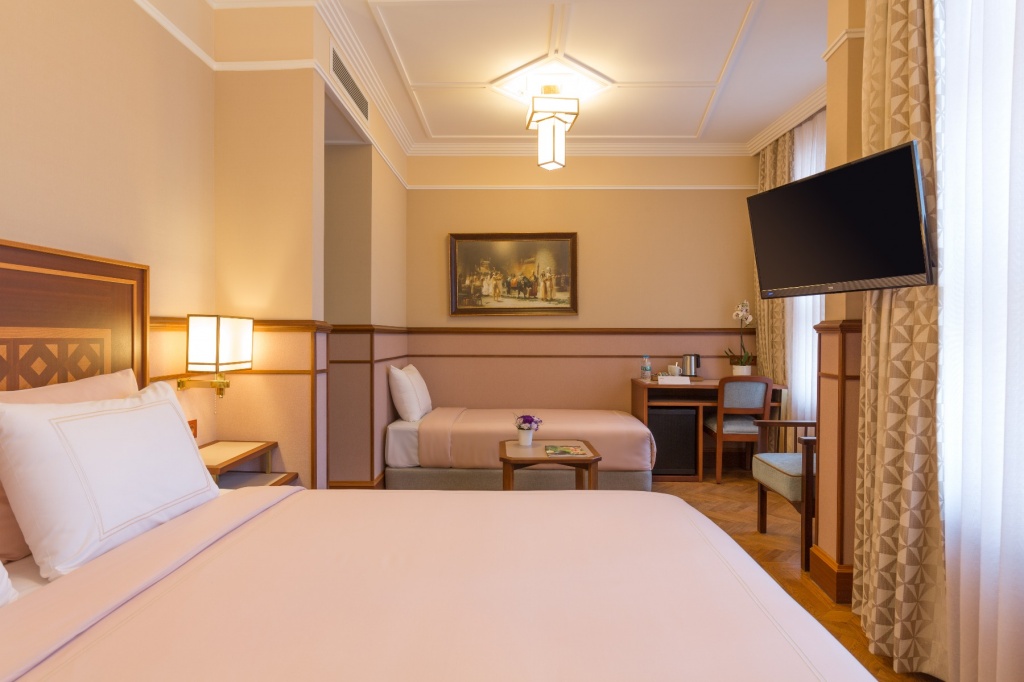Superior Triple Room